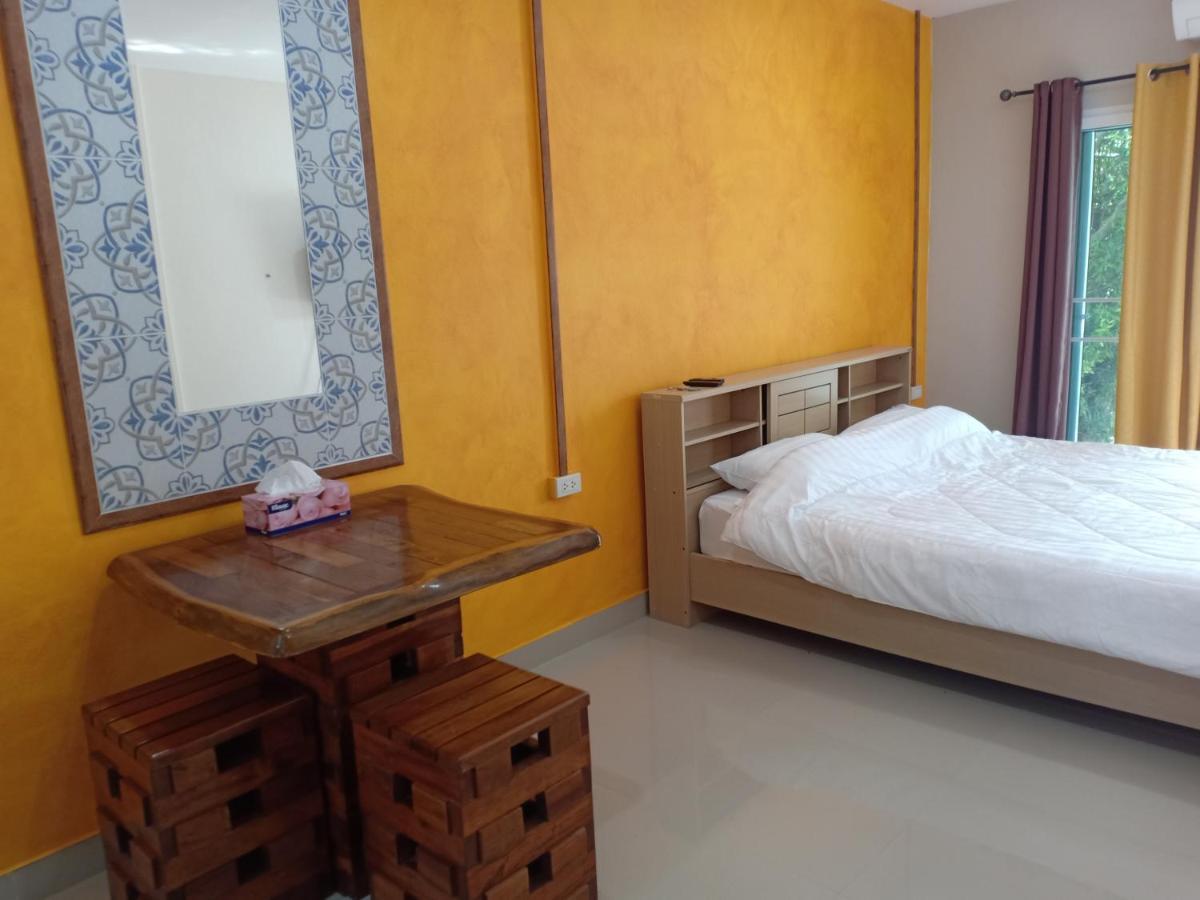 Mem Homestay Chumphon Eksteriør bilde