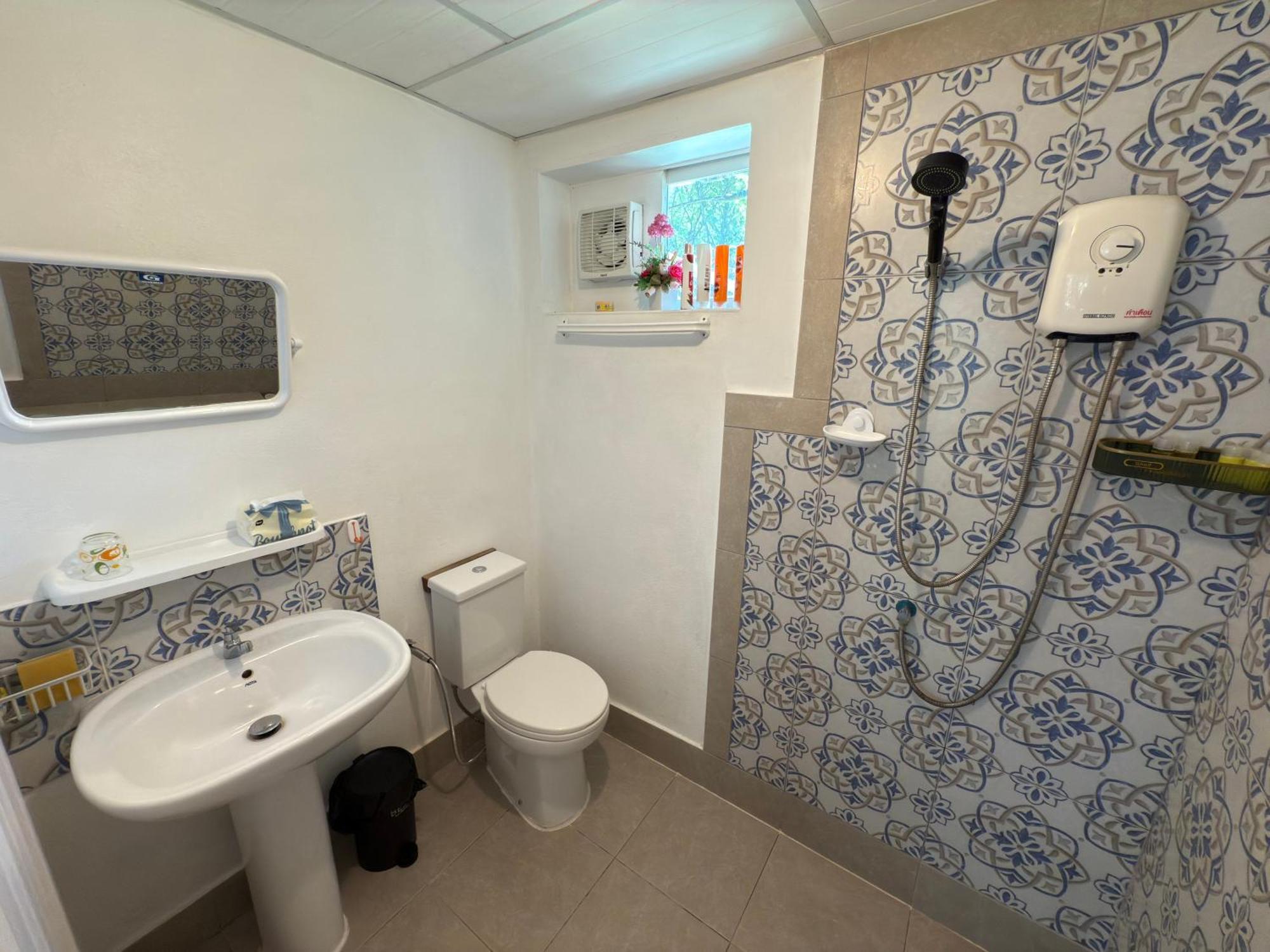 Mem Homestay Chumphon Eksteriør bilde