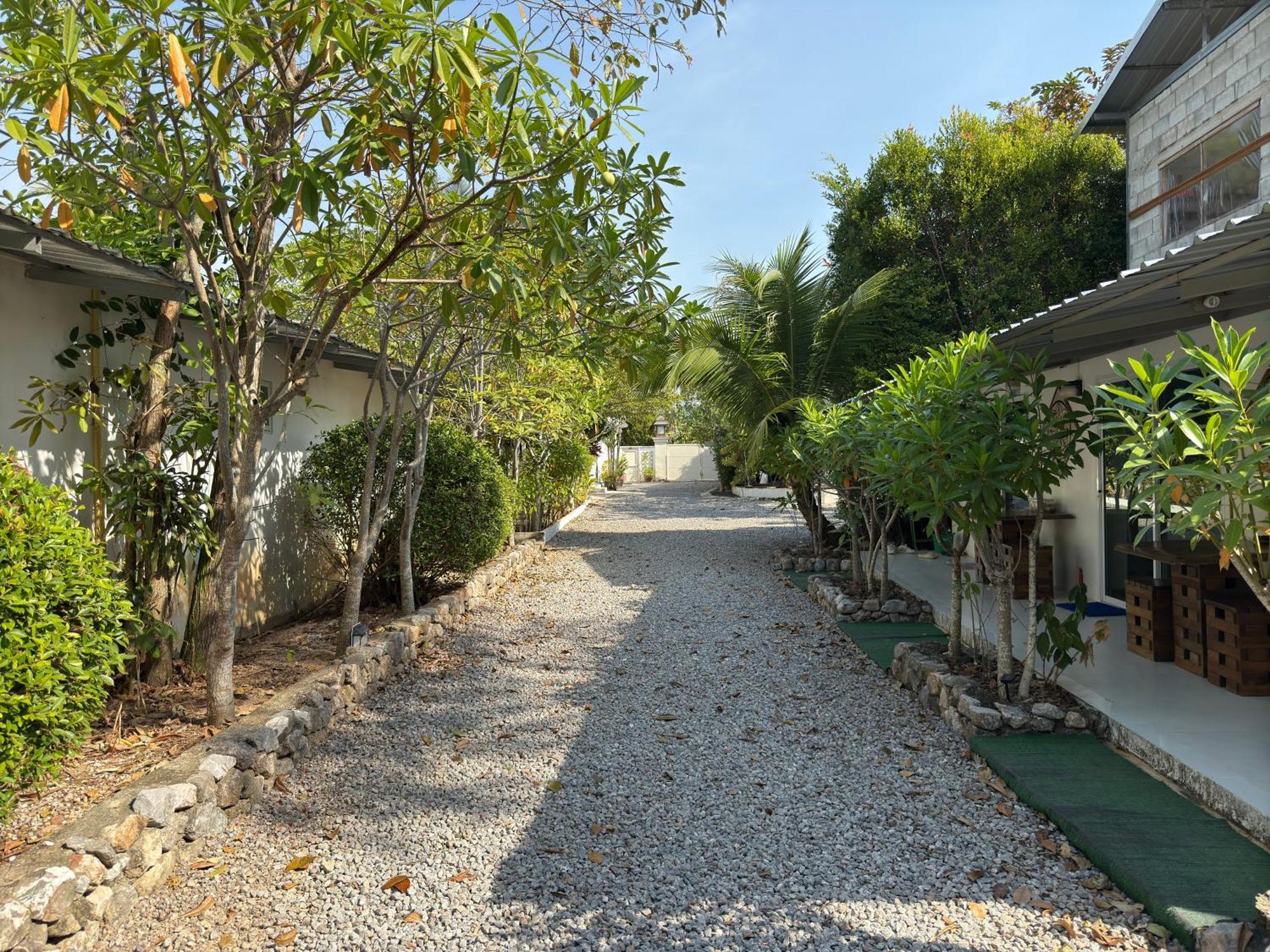 Mem Homestay Chumphon Eksteriør bilde